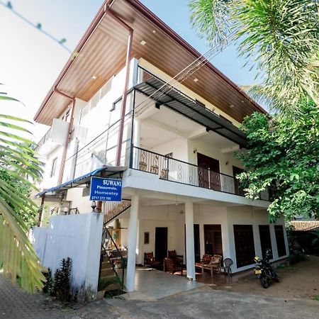 Suwani Pinnawala Homestay Zewnętrze zdjęcie