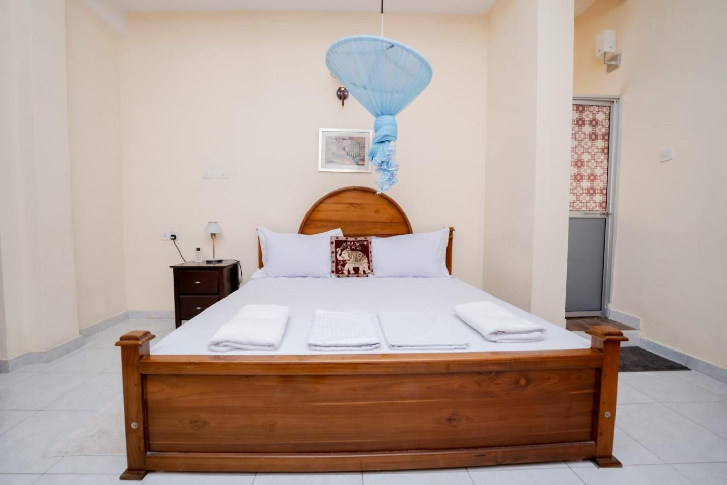 Suwani Pinnawala Homestay Zewnętrze zdjęcie