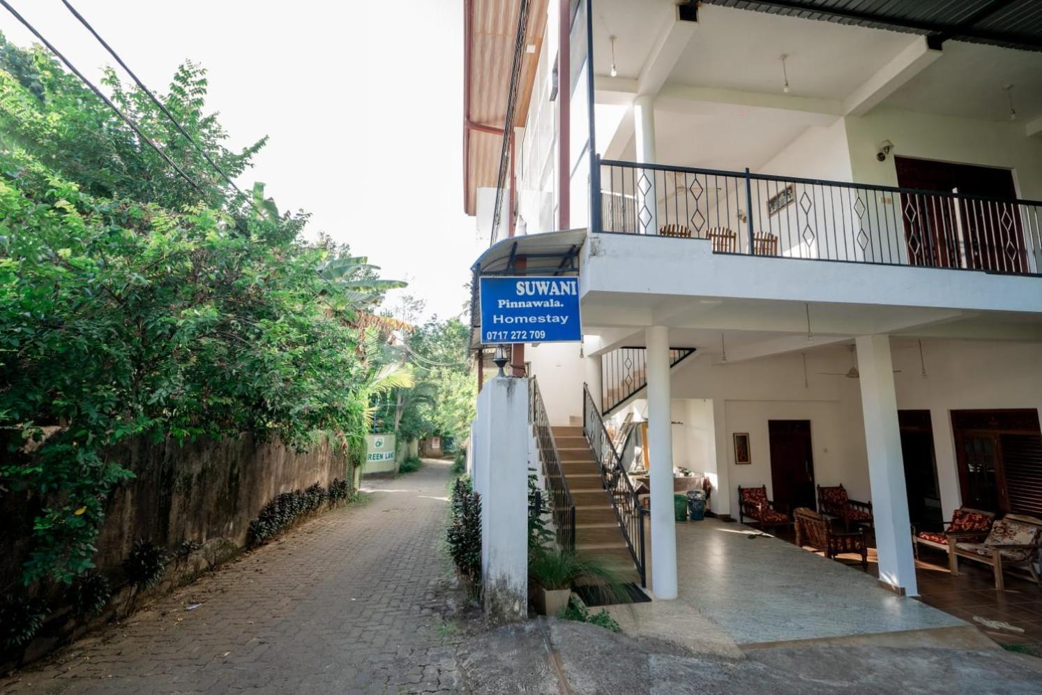 Suwani Pinnawala Homestay Zewnętrze zdjęcie