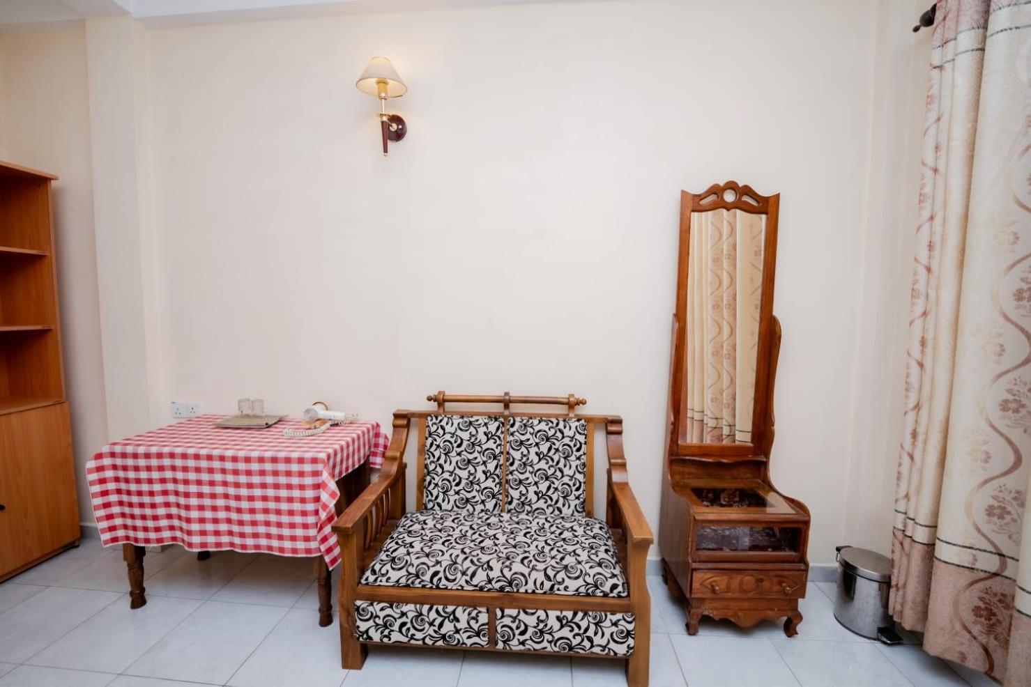 Suwani Pinnawala Homestay Zewnętrze zdjęcie