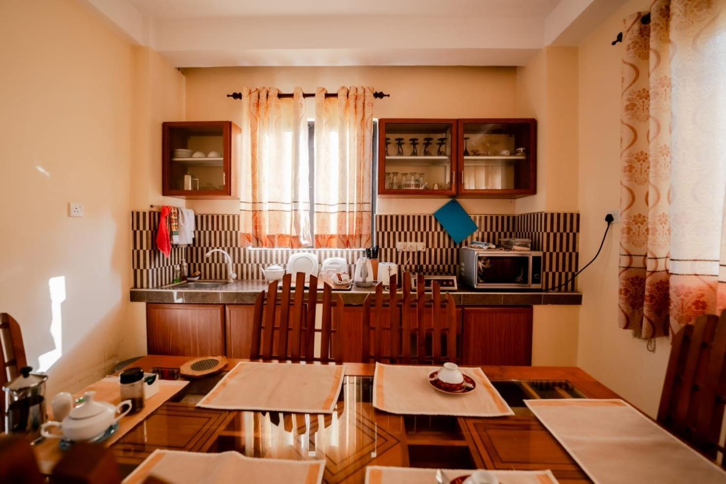 Suwani Pinnawala Homestay Zewnętrze zdjęcie