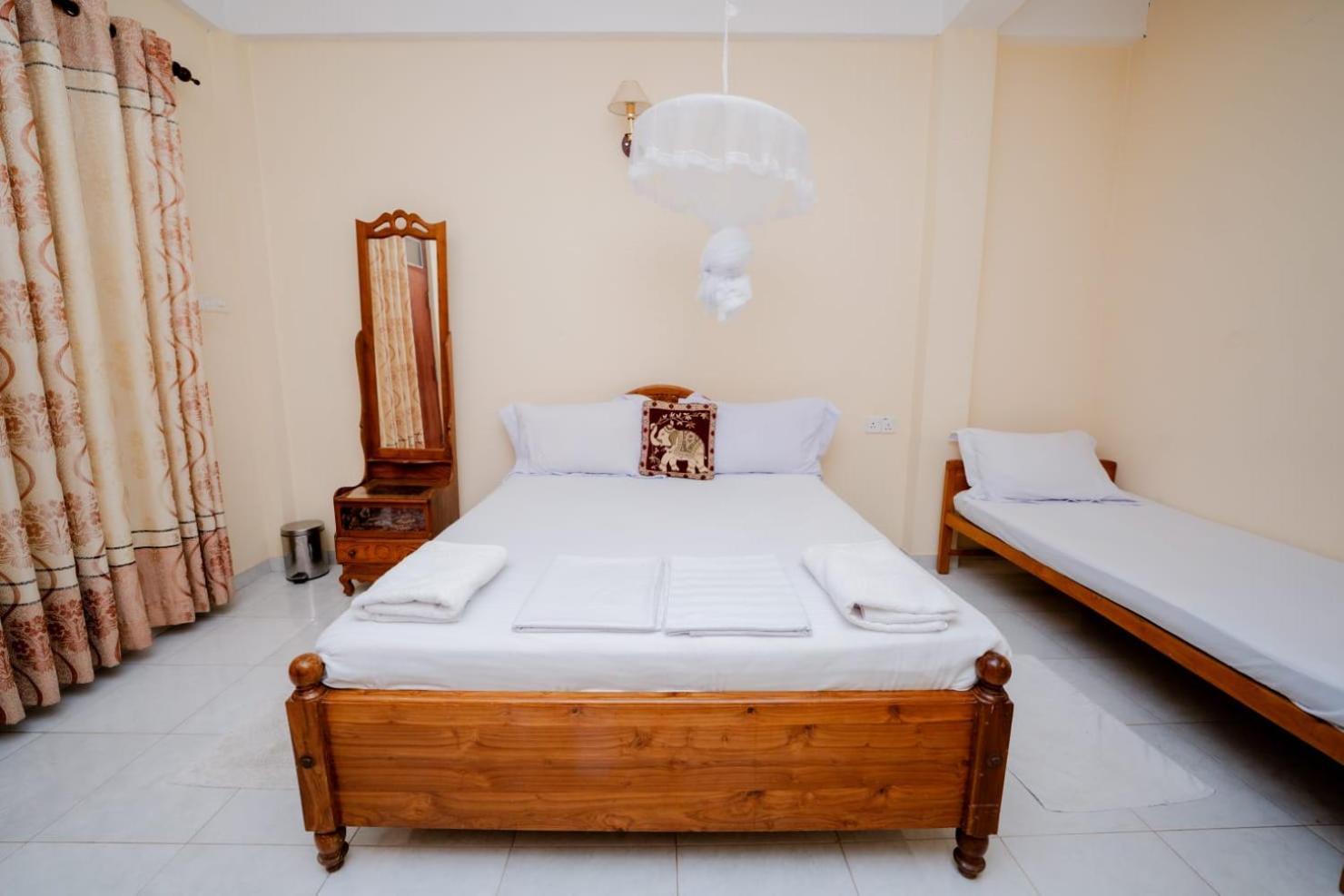 Suwani Pinnawala Homestay Zewnętrze zdjęcie