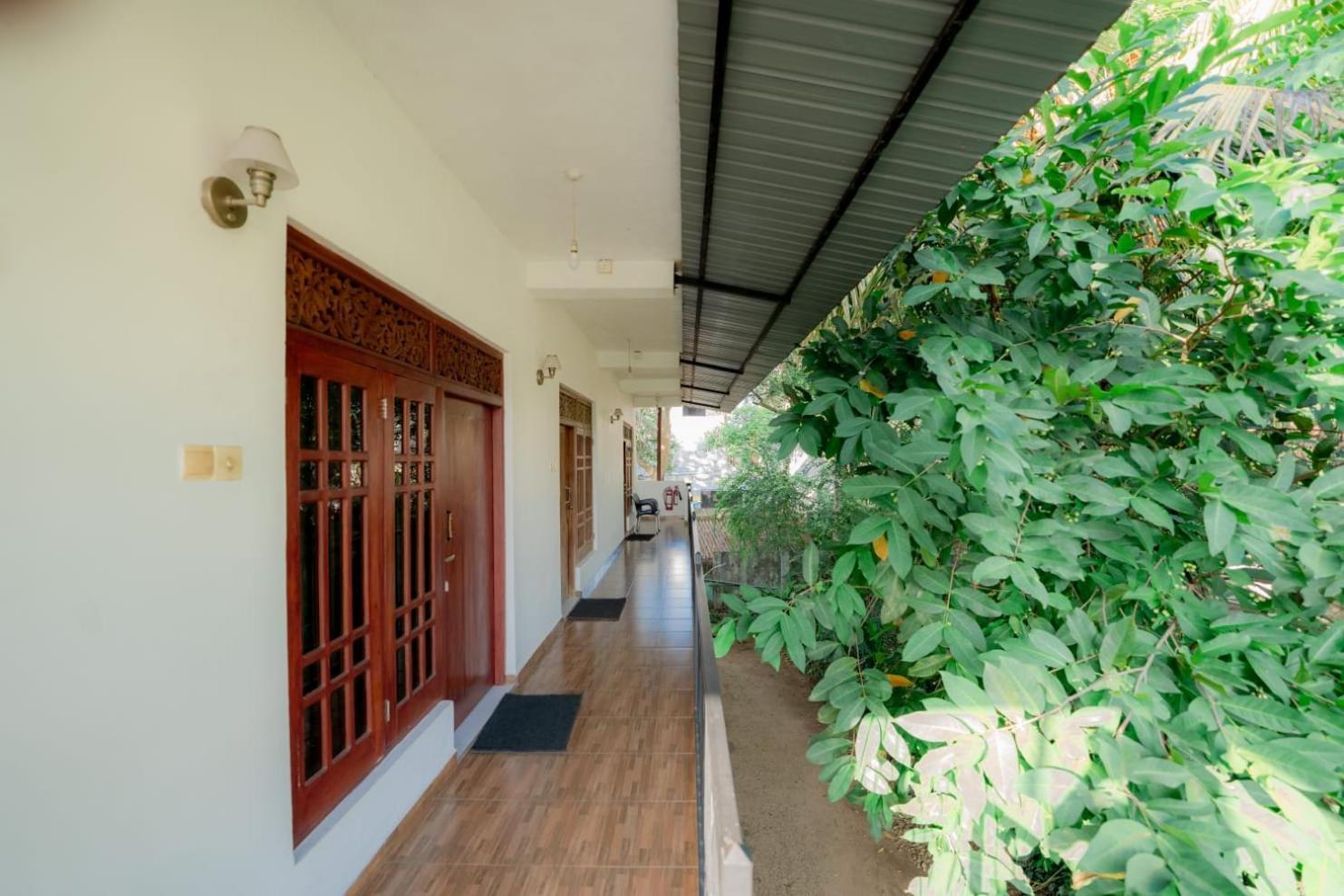 Suwani Pinnawala Homestay Zewnętrze zdjęcie