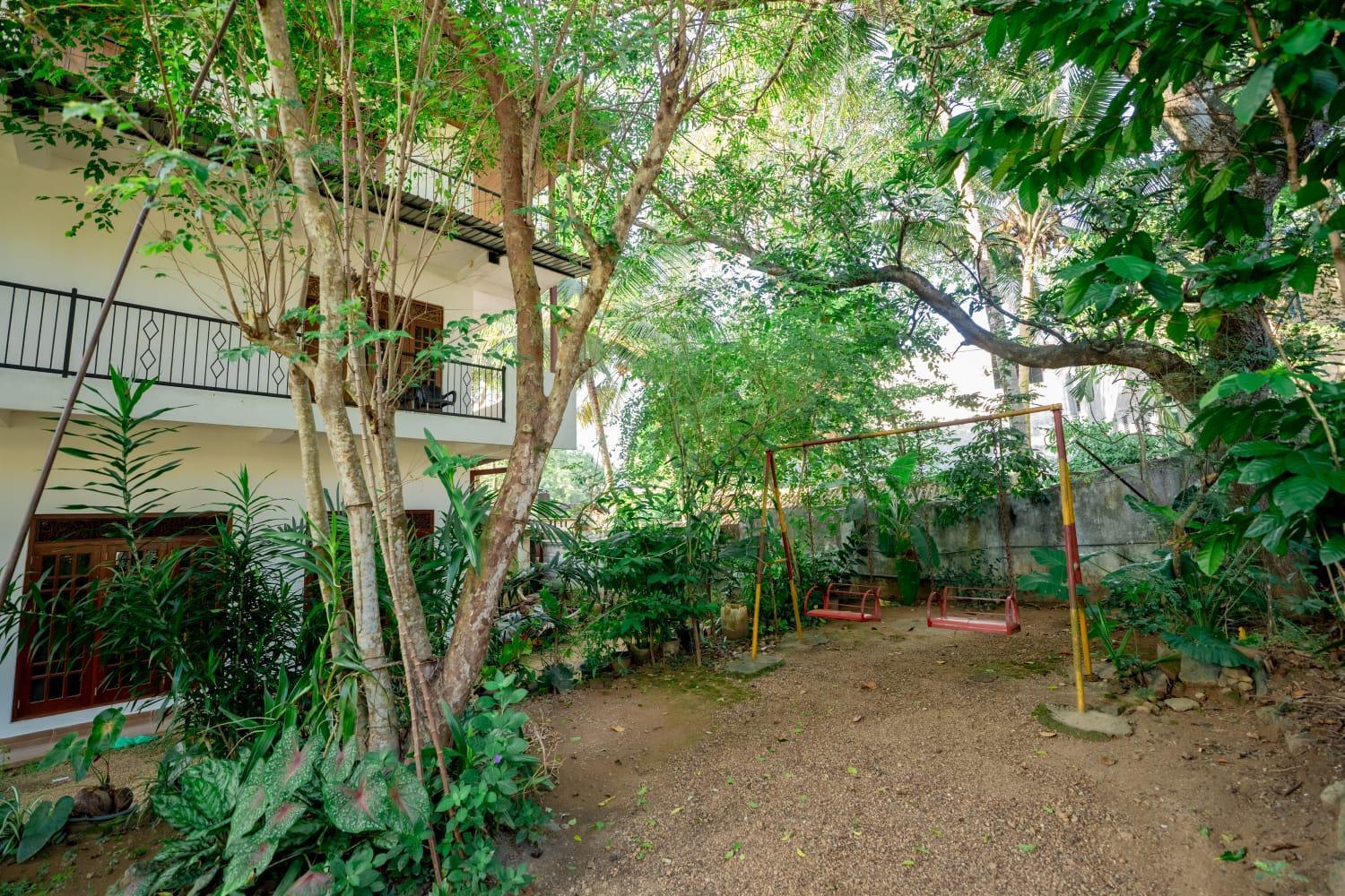 Suwani Pinnawala Homestay Zewnętrze zdjęcie
